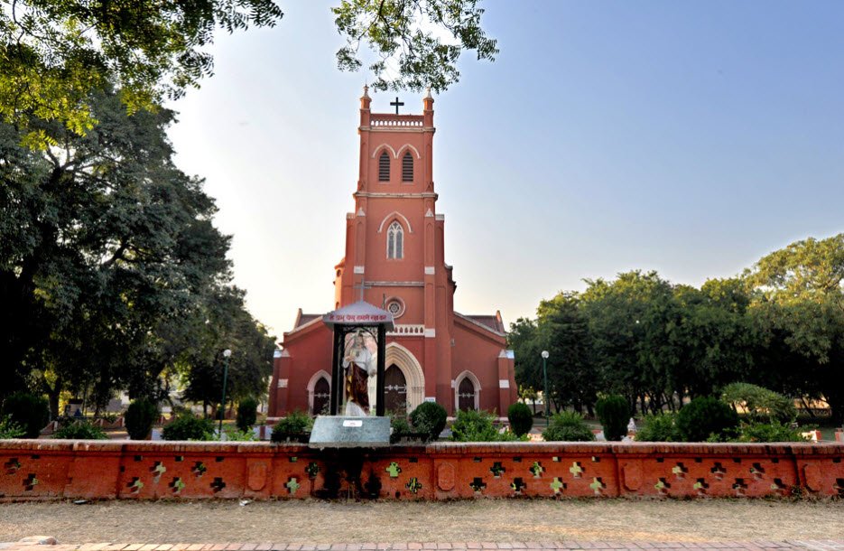 Holy Redeemer Church, Ambala, Haryana - Vushii.com Holy Redeemer Church, Ambala, Haryana - Vushii.com